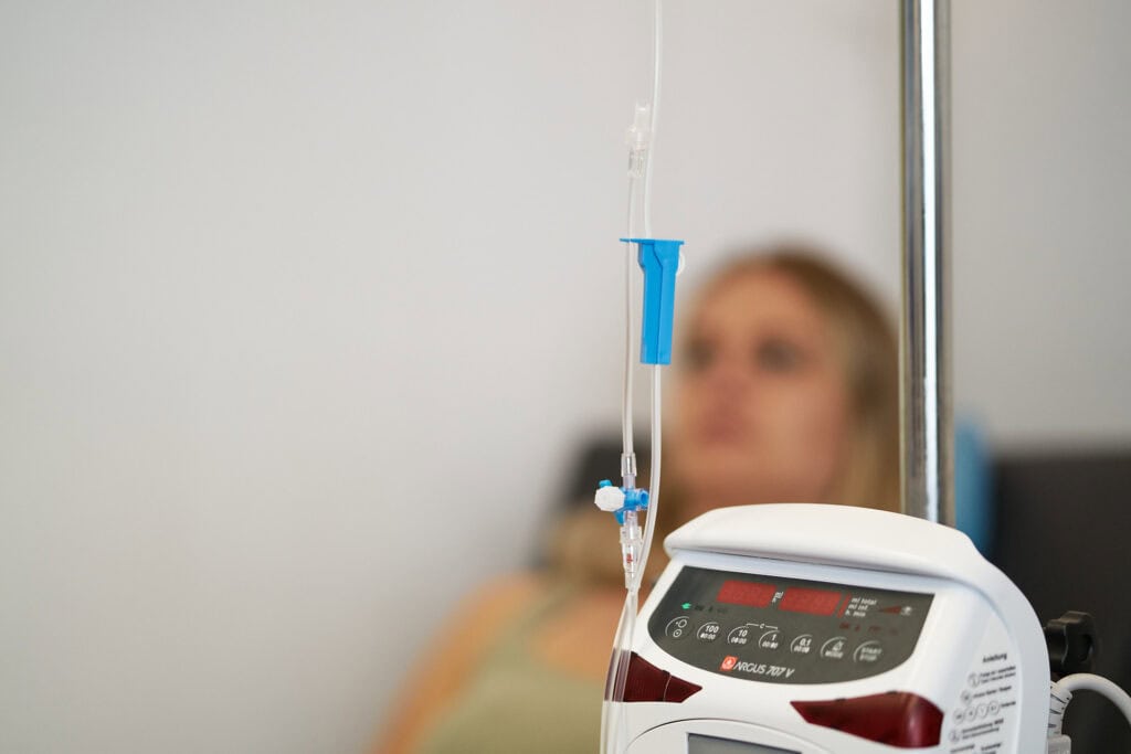 Infusionspumpe für präzise Medikamentenverabreichung in der Intensivmedizin.